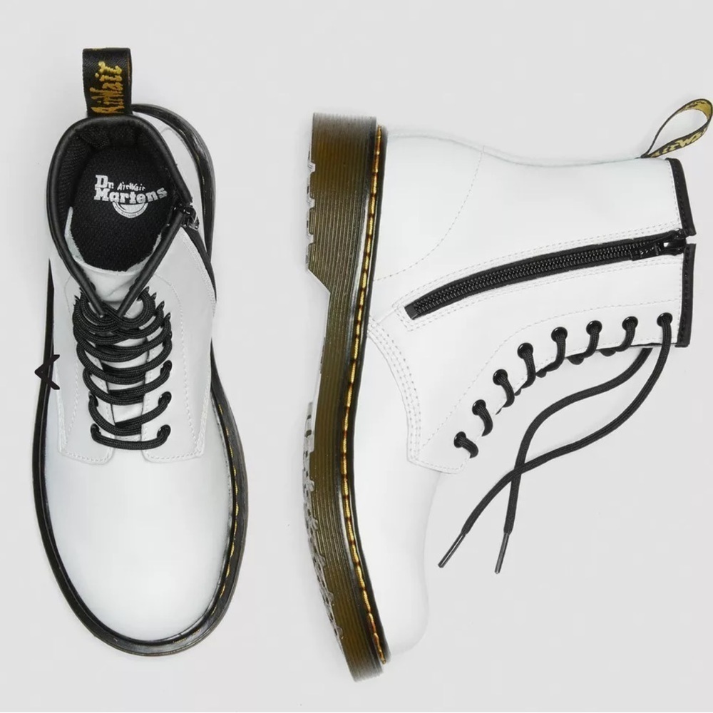 Dr. Martens Youth 1460 White Leather lace up side zip boots booties Sz 4